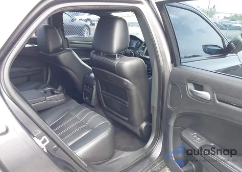 2015 Chrysler 300 300S z USA, uszkodzony, nr VIN 2C3CCABG5FH833029